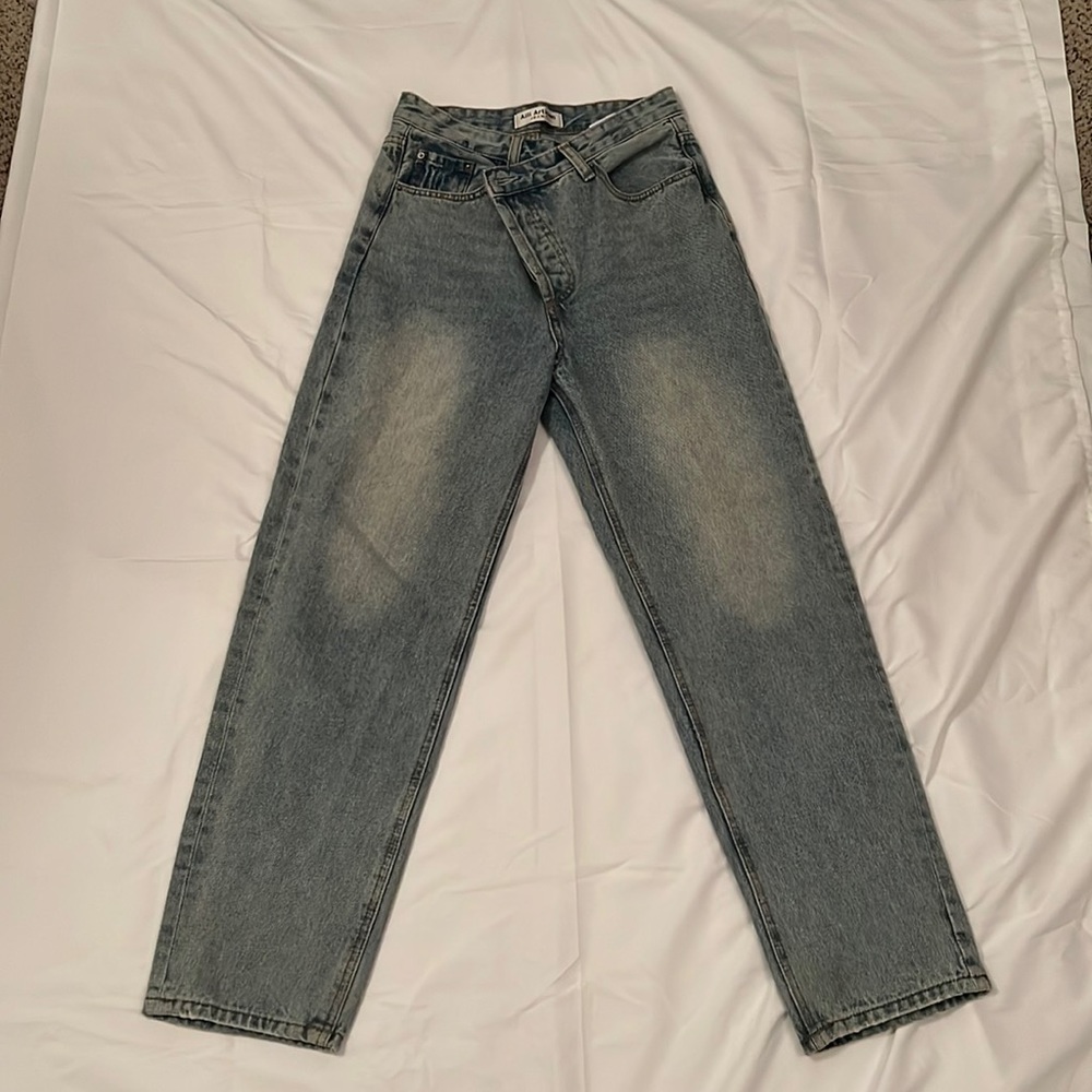 Classic Straight Leg Women's Jeans